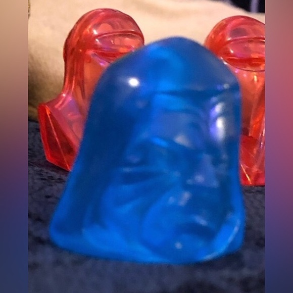 Emperor Blue Hologram- “Kinder Egg Surprise” Star Wars Toy Bust - Picture 2 of 3